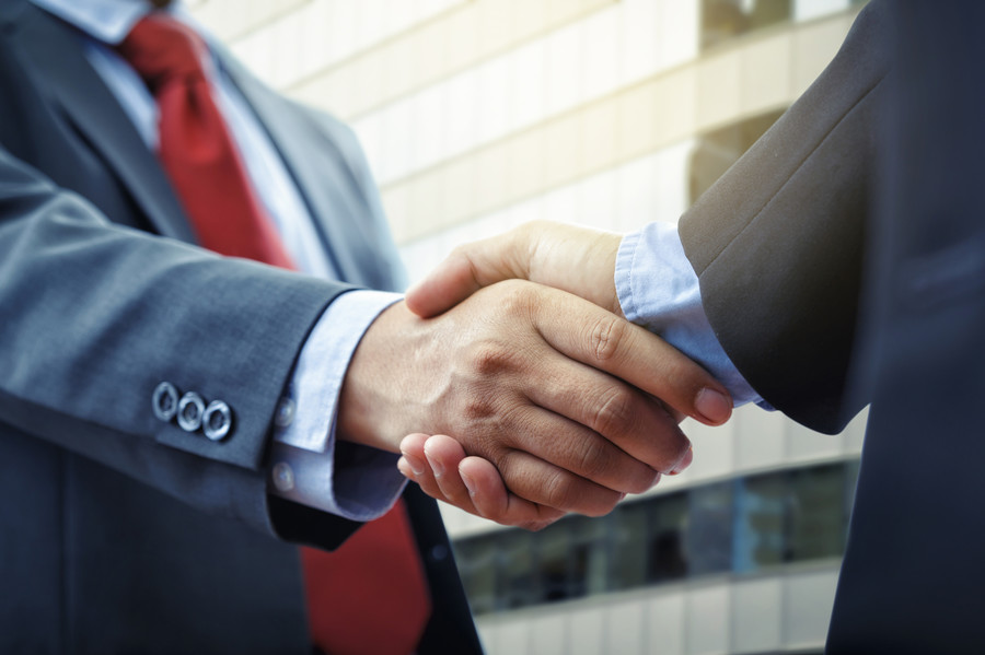 上海合同审查律师视角下：合同乙方签字但没按手印的效力探究