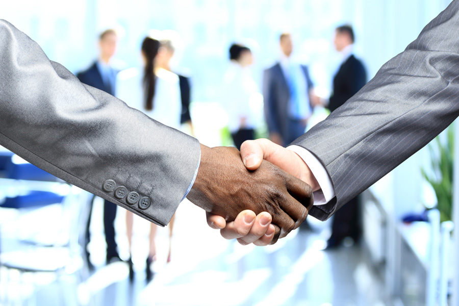 上海企业法律顾问视角：公司法人被起诉是否会影响家人