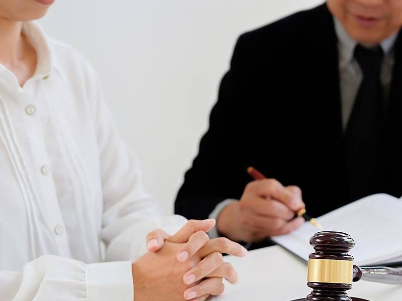 崇明律师事务所的法庭应对策略：处理突发状况的技巧与经验